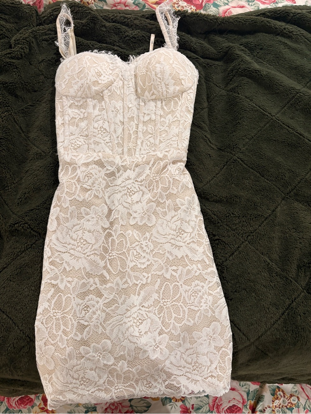 Women's Ivory Lace Bustier dress